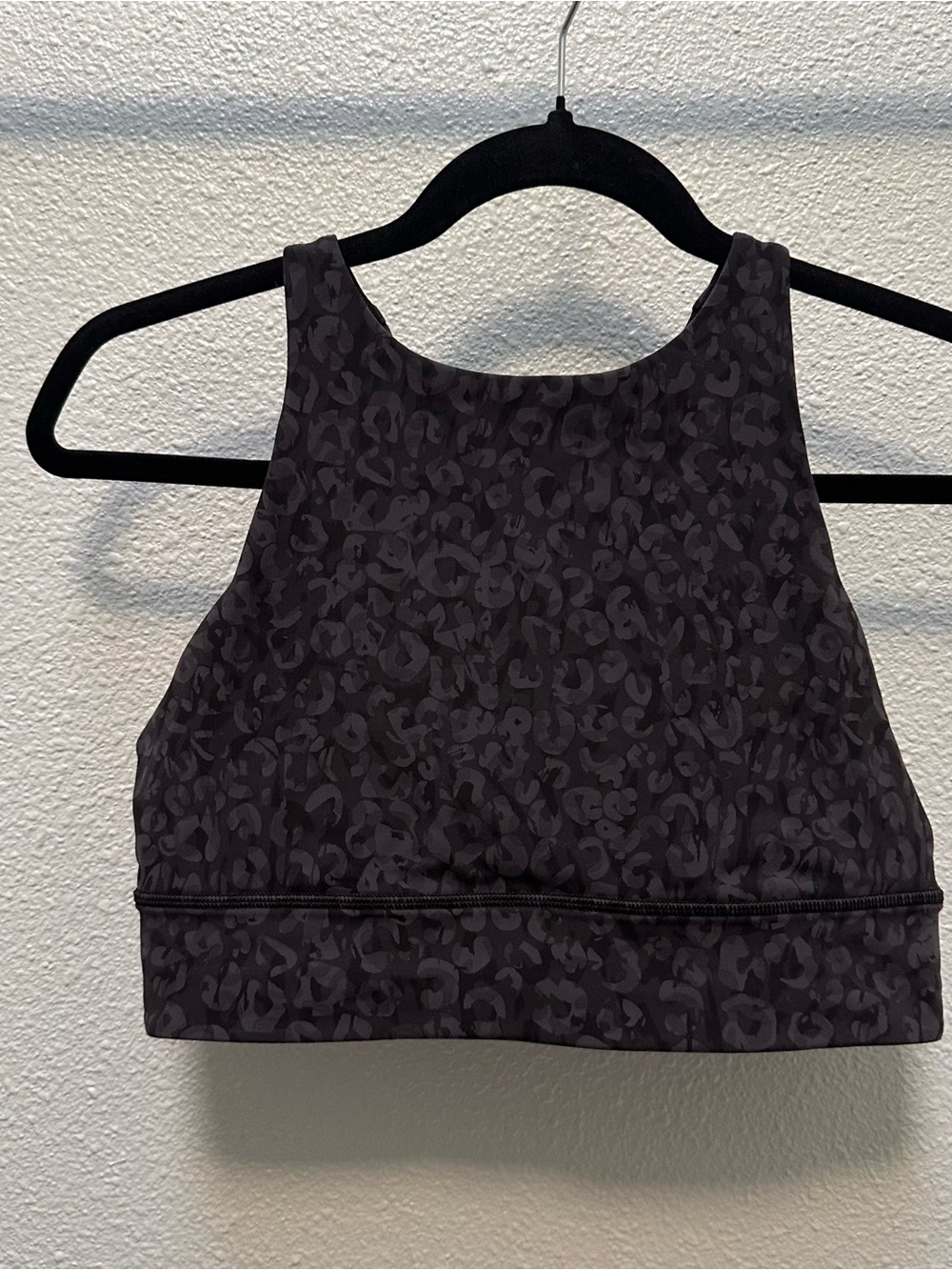 Lululemon athletica Dark Charcoal Leopard High-Neck Sports Bra Size 8